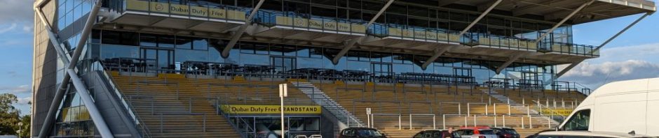 A grandstand at Newbury Racecourse